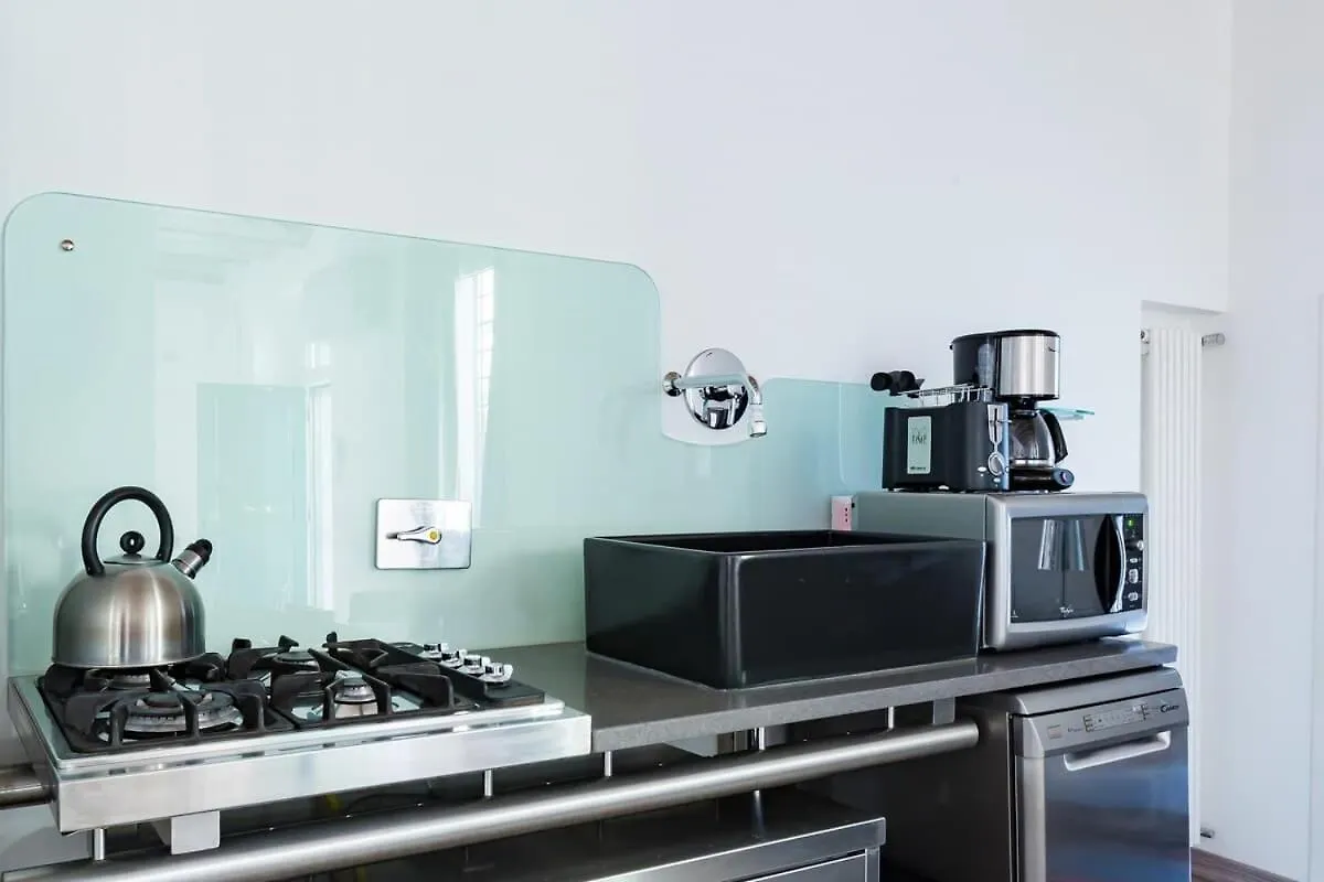 Via Dei Cappellari Private Apartment Rome