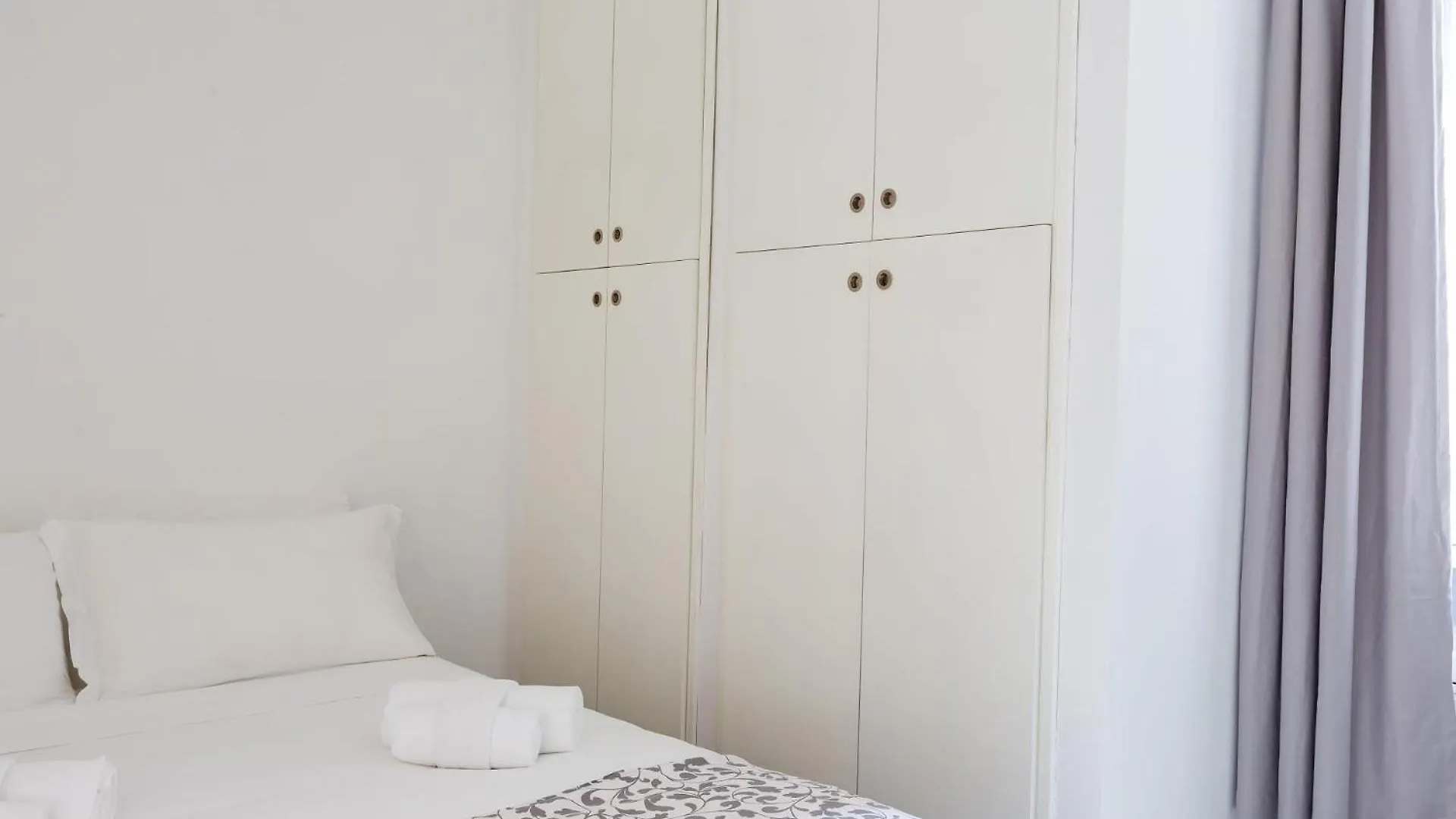 Via Dei Cappellari Private Apartment Rome Italy
