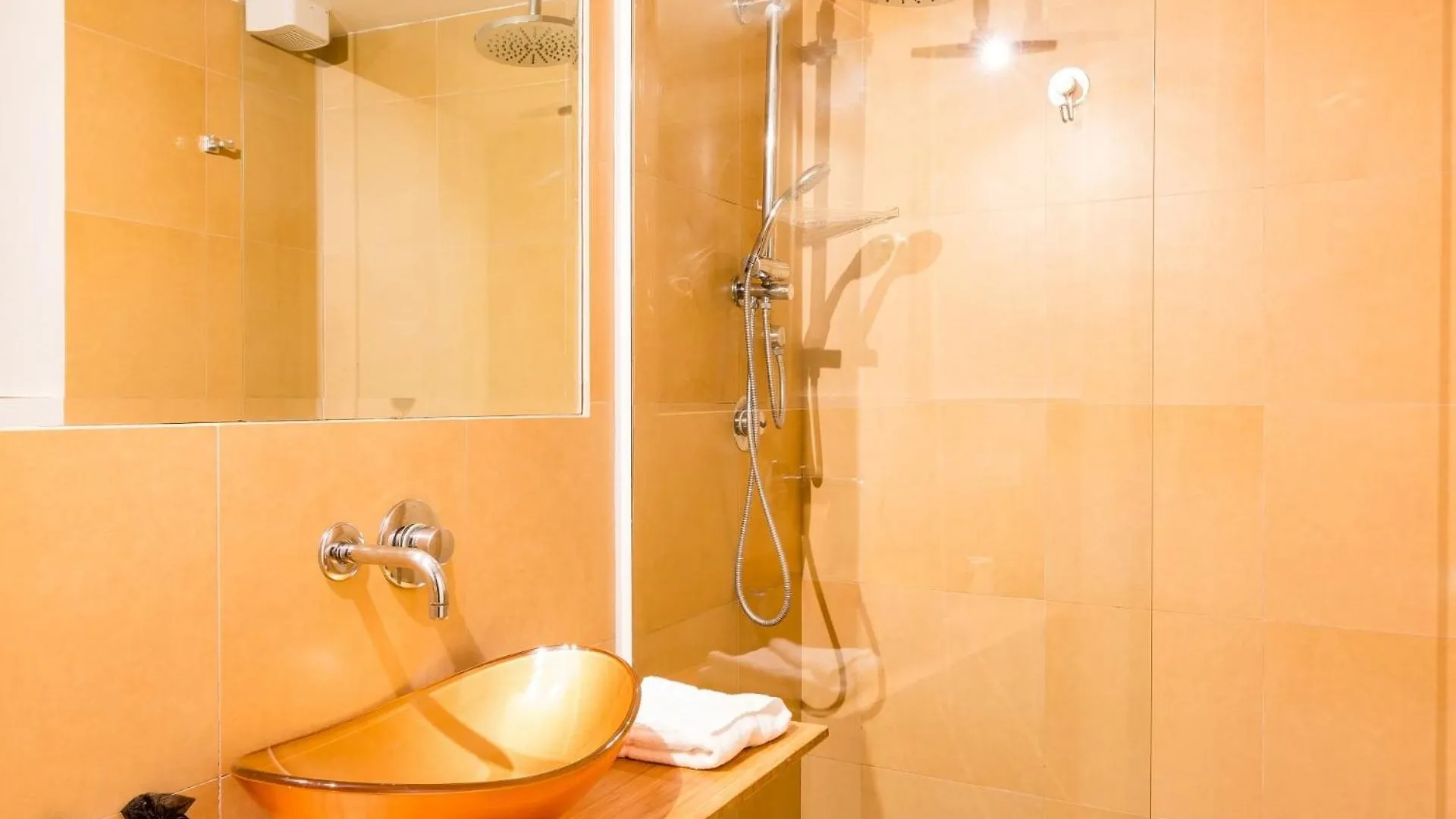Via Dei Cappellari Private Apartment Rome Italy